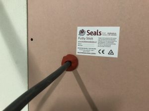 Seals Putty Stick